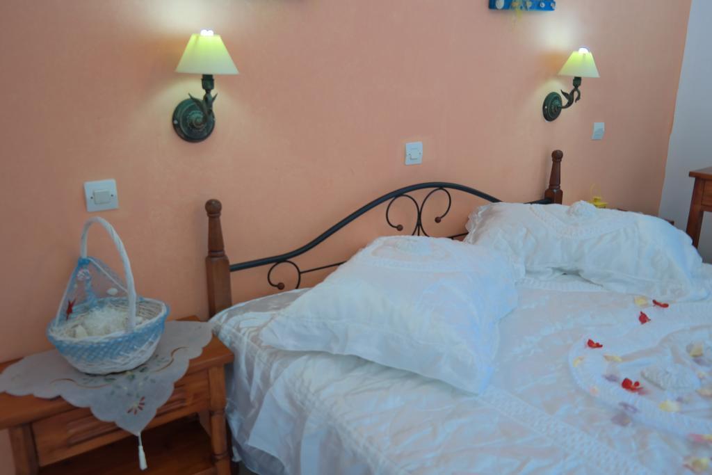 Studios Zafiri Naxos City Habitación foto