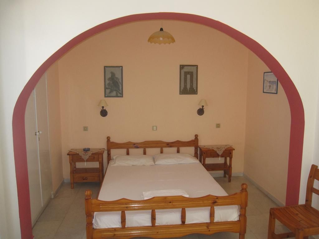 Studios Zafiri Naxos City Habitación foto
